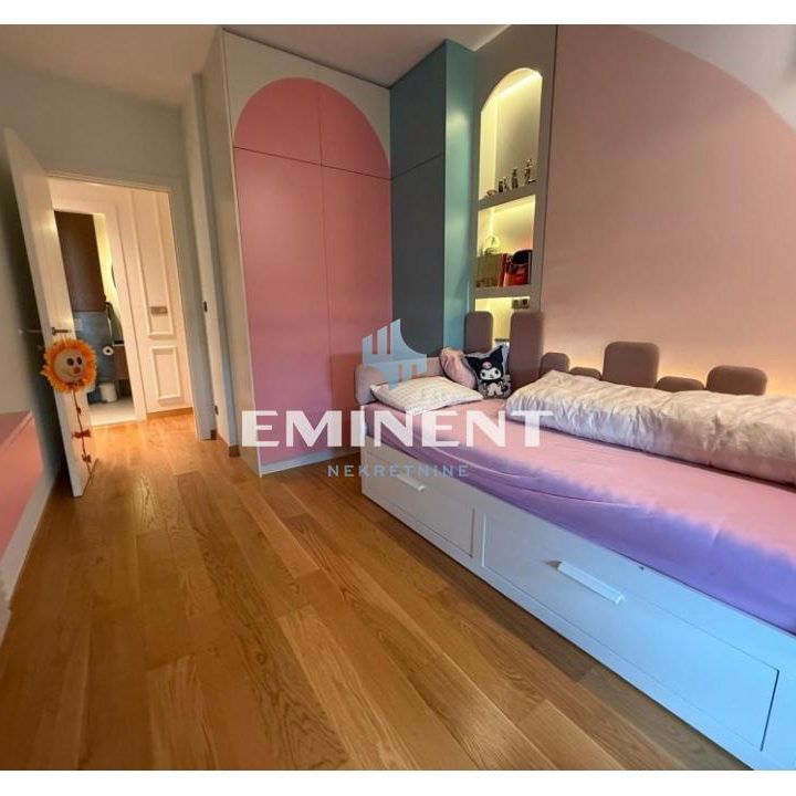 Petosoban stan na prodaju, Blok 65, Beograd, 165m², 790.000 €