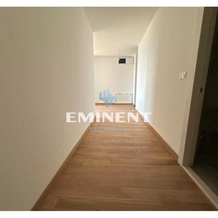 Stan Izdavanje Beograd Blok 65 160 m2