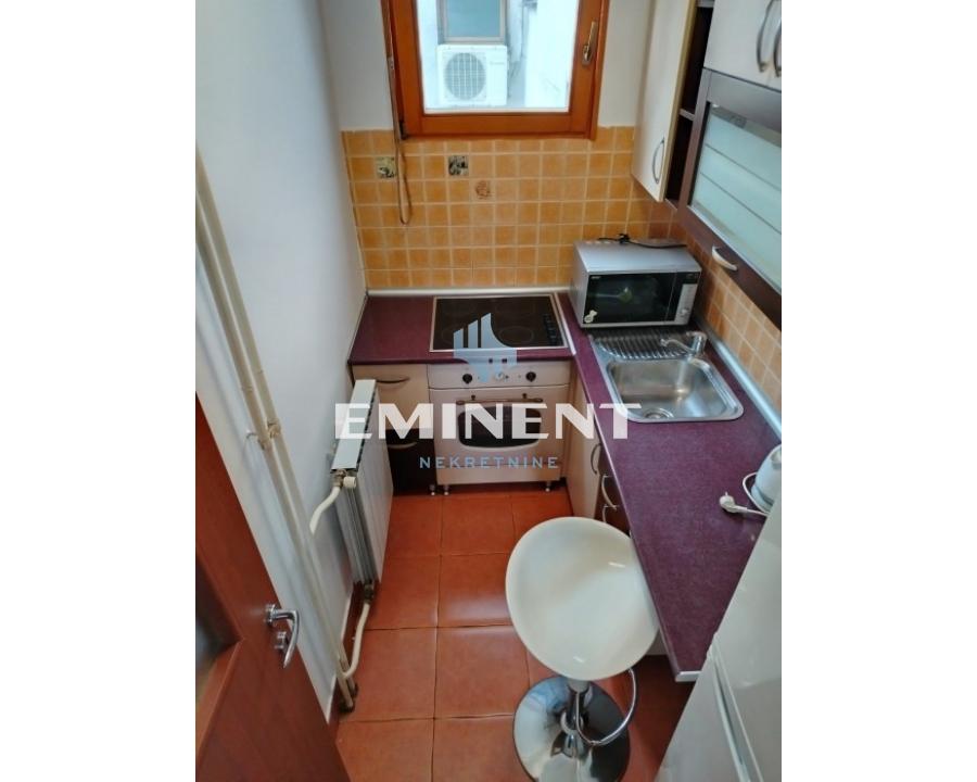 Stan Izdavanje Beograd Stan Izdavanje Beograd FON 40 m2