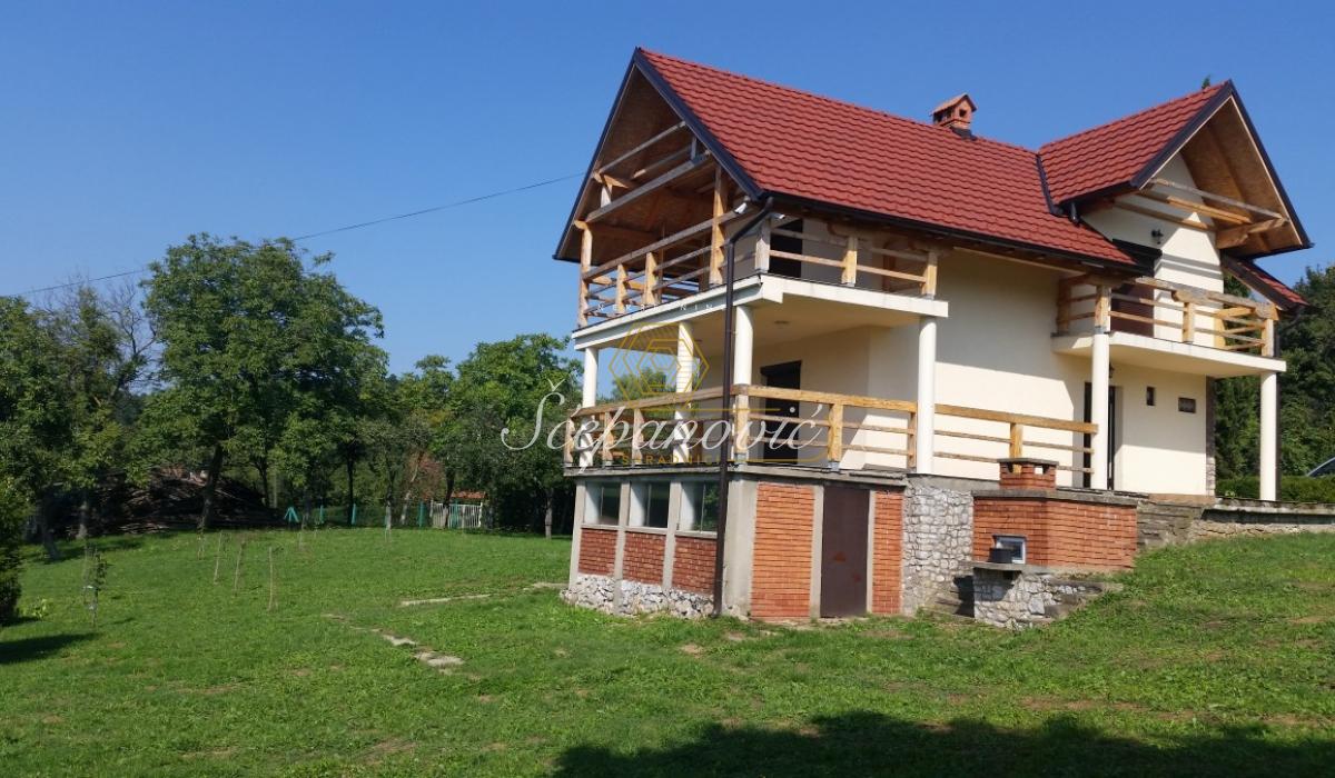 Plac na prodaju, Vrdnik, Irig, 11850m², 380.000 €