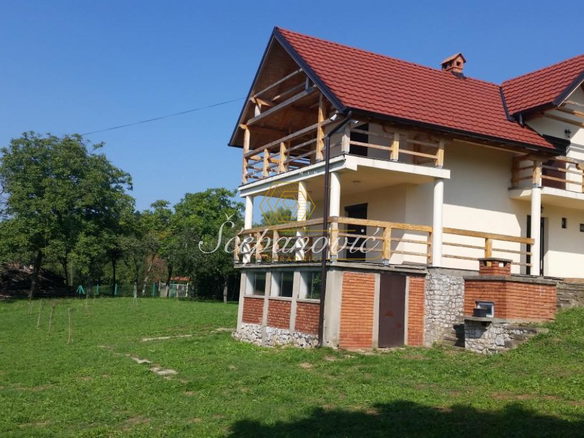 Plac Prodaja Irig  11850 m2