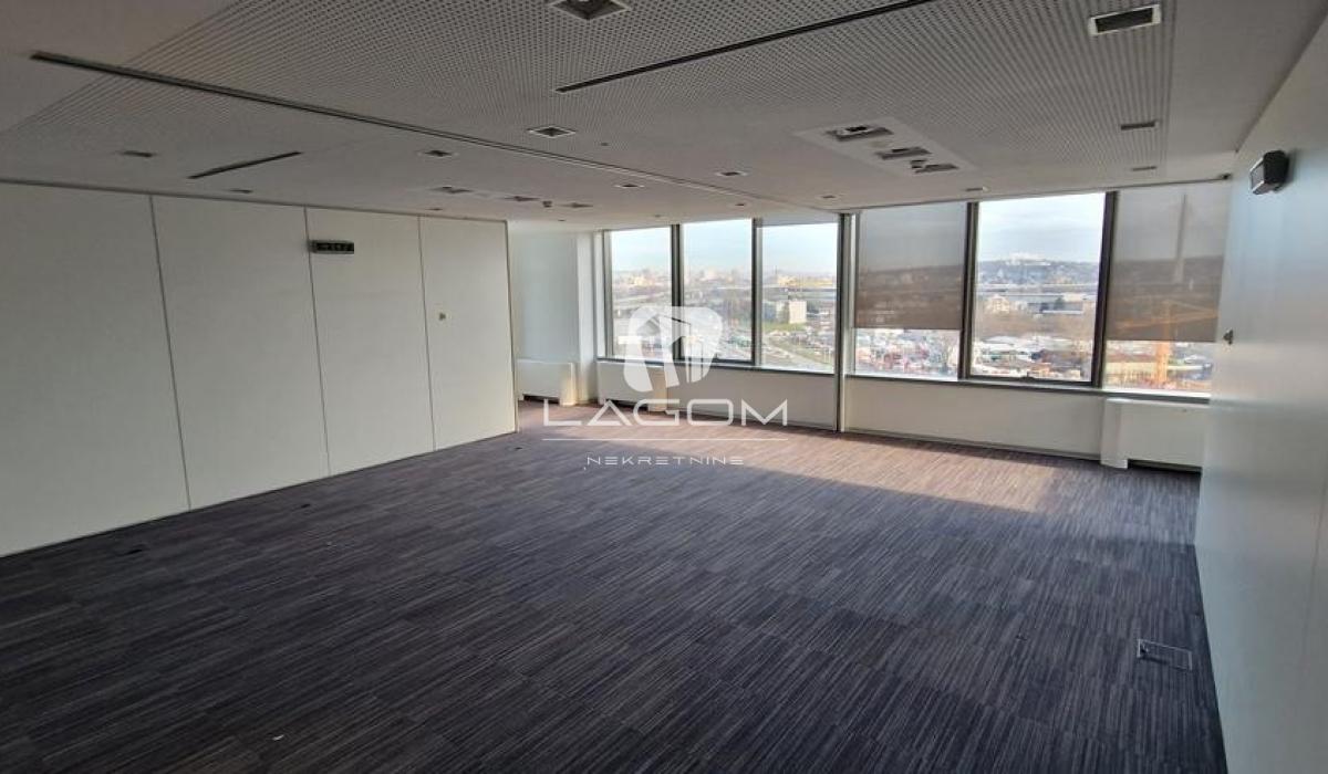 Lokal za izdavanje, Blok 67 – Belville, Beograd, 838m², 8. sprat, 15.595 €/mes
