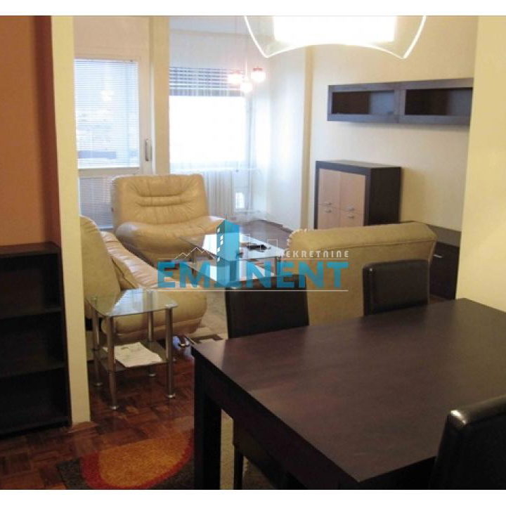 Stan Izdavanje Beograd Blok 23 70 m2