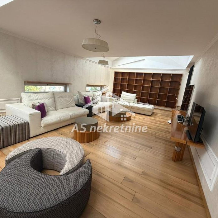 Stan Izdavanje Beograd Slavija 250 m2