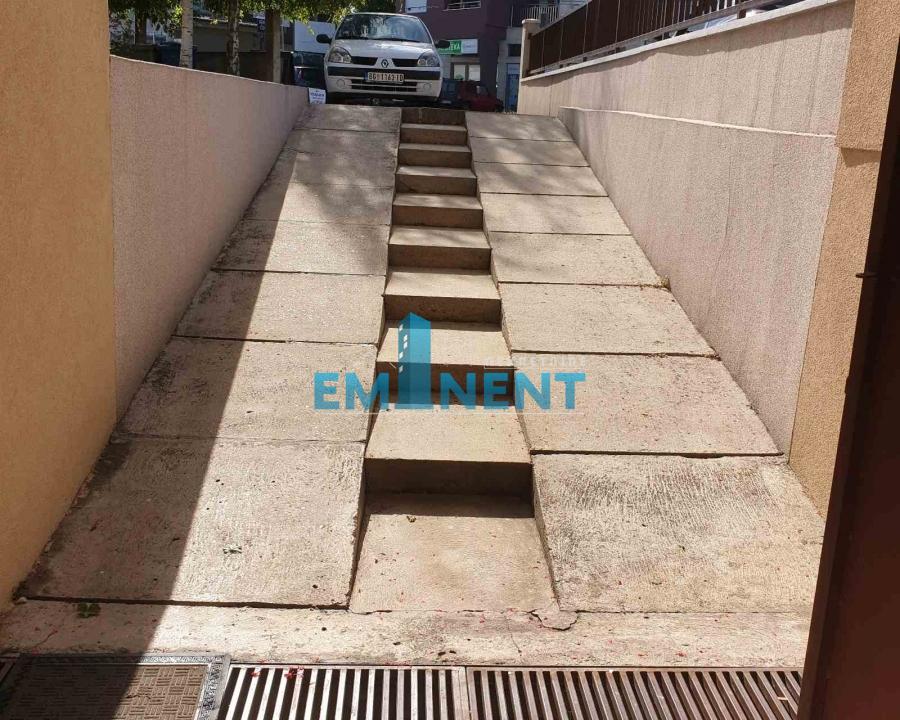 Lokal Izdavanje Beograd Altina 100 m2