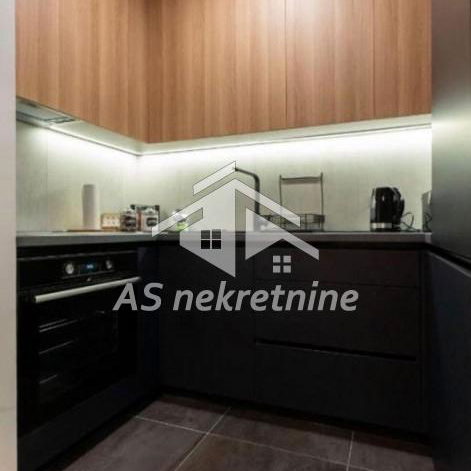Stan Izdavanje Beograd Južni Bulevar 55 m2