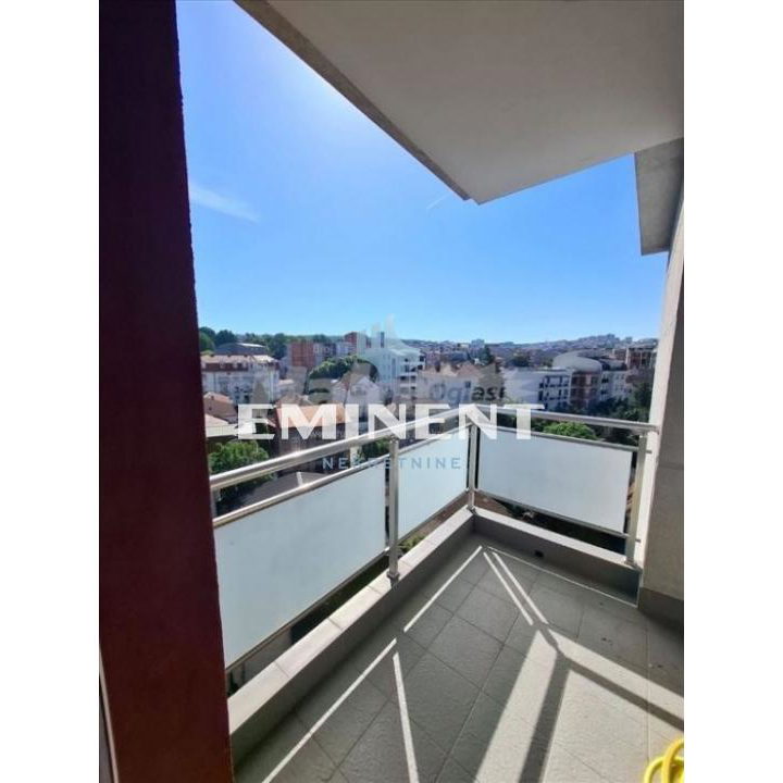 Trosoban stan za izdavanje, Vukov Spomenik, Beograd, 64m², 900 €/mes