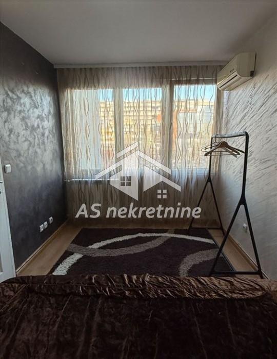 Trosoban stan za izdavanje, Blok 22, Beograd, 80m², 2. sprat, 1.000 €/mes