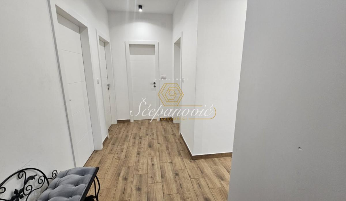 Kuća na prodaju, Južni Telep, Novi Sad, 235m², 465.000 €