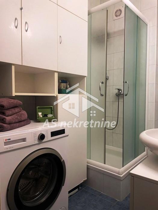 nekretnine-izdavanje-uuZ6z50GvY Trosoban stan za izdavanje, Pravni Fakultet – Vračar, Beograd, 70m², 1.300 €/mes