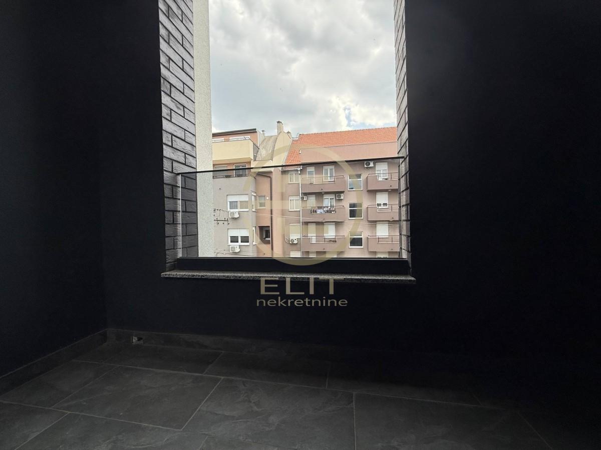 nekretnine-izdavanje-uyE2Kg9tsp Višesoban stan na prodaju, Bulevar Evrope, Novi Sad, 136m², 367.200 €
