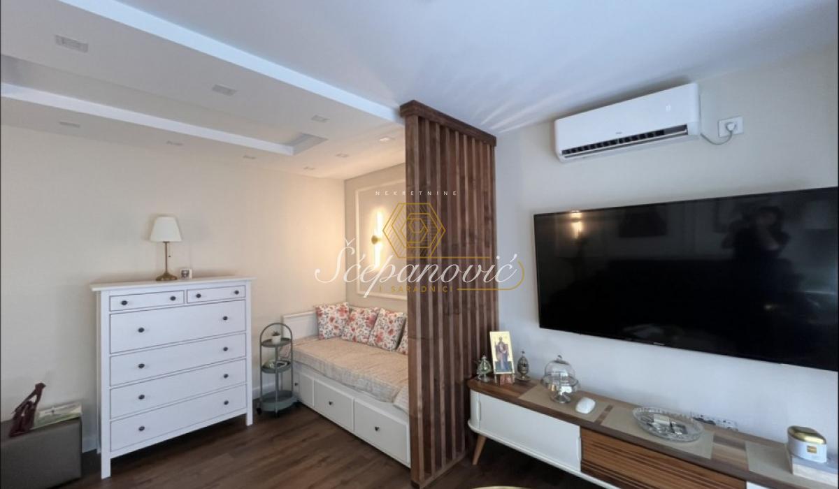 Stan Prodaja Novi Sad  71 m2