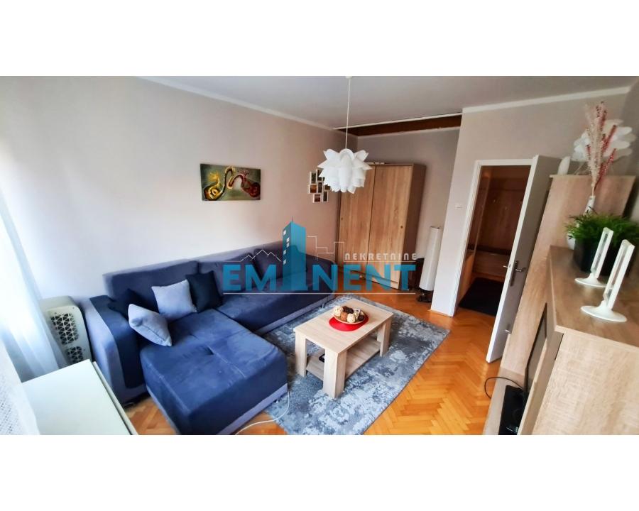 Stan Izdavanje Beograd Palata Pravde 55 m2