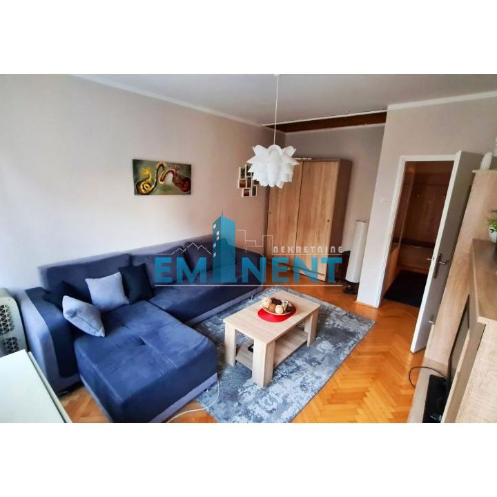 Stan Izdavanje Beograd Palata Pravde 55 m2