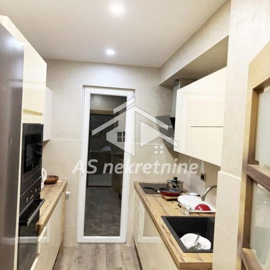 Stan Izdavanje Beograd Filmski Grad 160 m2