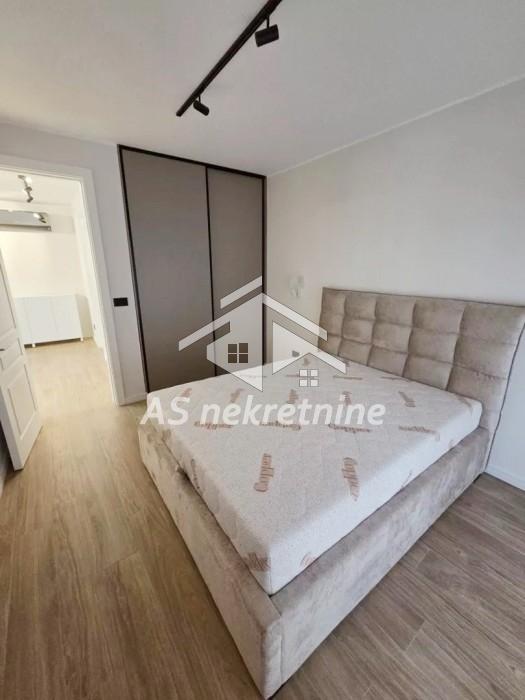 Stan Izdavanje Beograd Kalenić Pijaca 65 m2