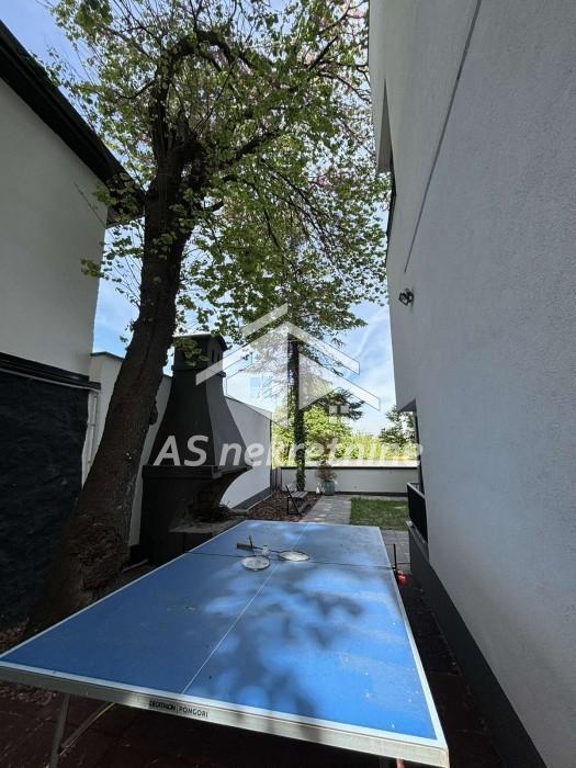 nekretnine-izdavanje-yJ5IJiFxsf Petosoban stan za izdavanje, Senjak, Beograd, 200m², 3.100 €/mes