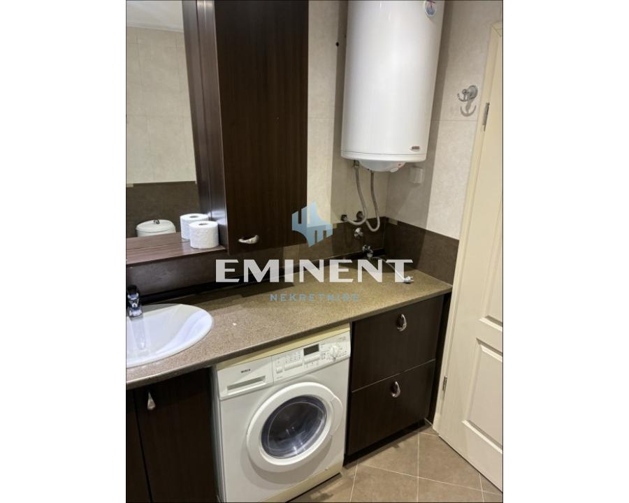 Trosoban stan za izdavanje, Hotel M, Beograd, 72m², 850 €/mes