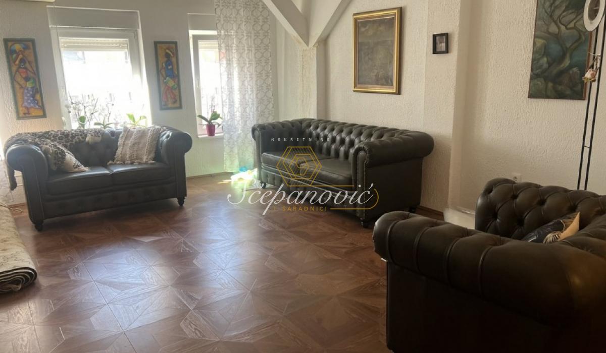 nekretnine-prodaja-0XIf3FrmBA Stan Prodaja Novi Sad 115 m2