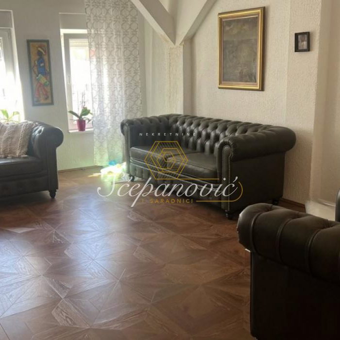 Stan Prodaja Novi Sad  115 m2