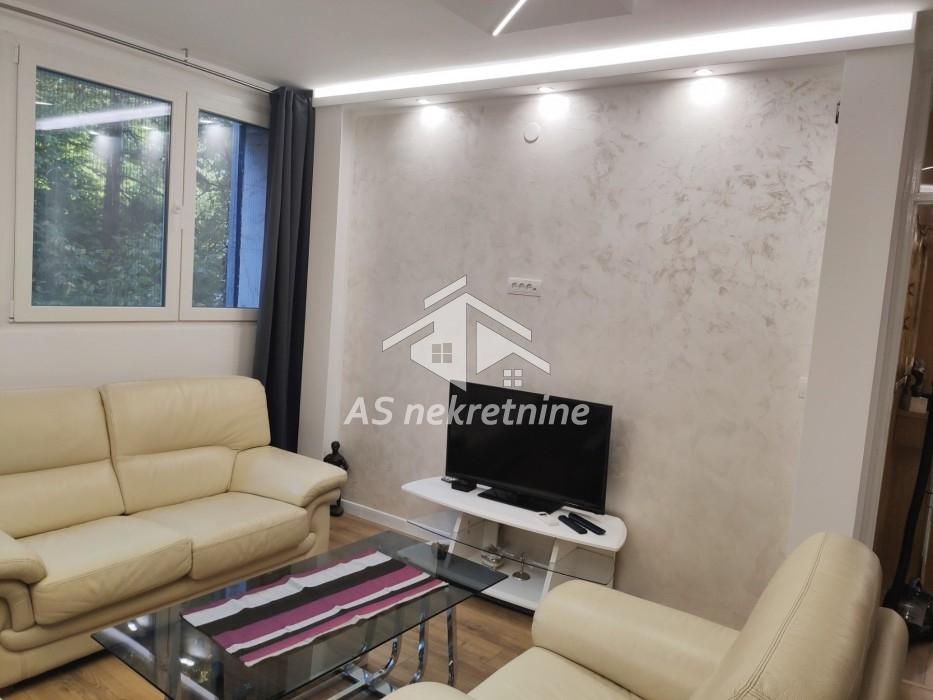 Stan Izdavanje Beograd Banovo Brdo 52 m2