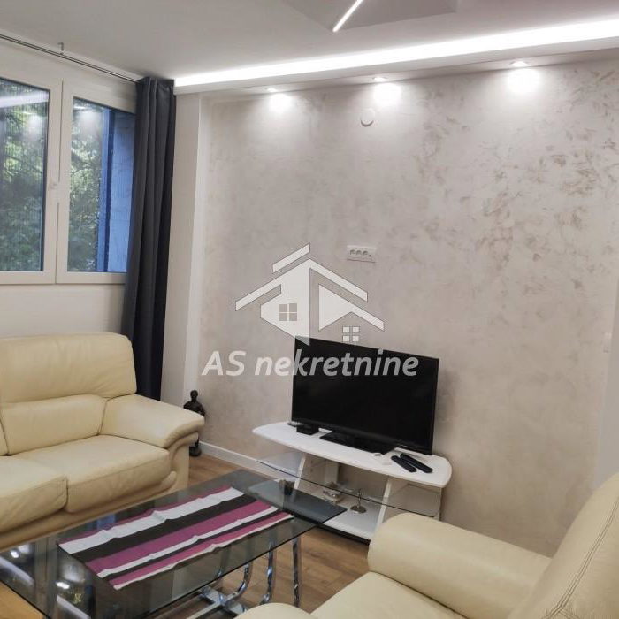 Stan Izdavanje Beograd Banovo Brdo 52 m2