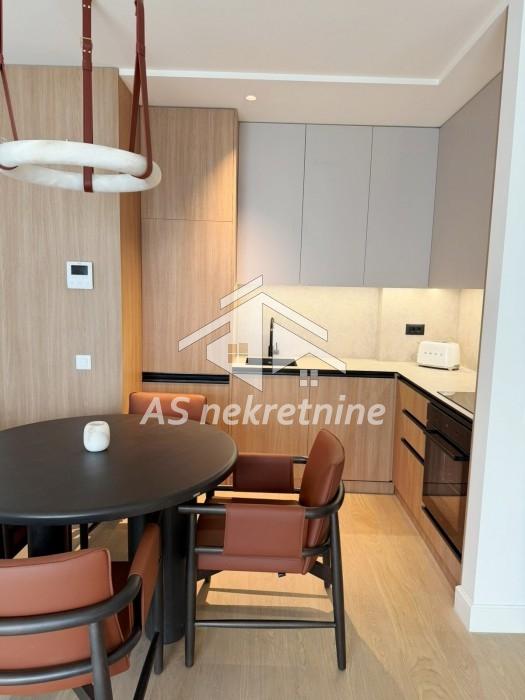 Stan Izdavanje Beograd Blok 64 78 m2