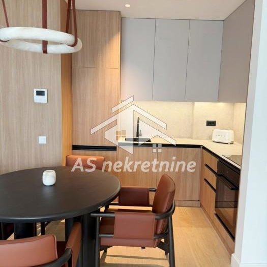 Stan Izdavanje Beograd Blok 64 78 m2