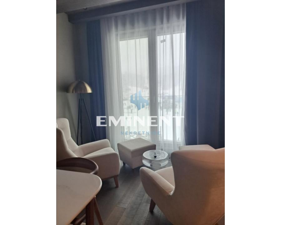 Dvosoban stan na prodaju, Centar, Kopaonik, 59m², 549.408 €