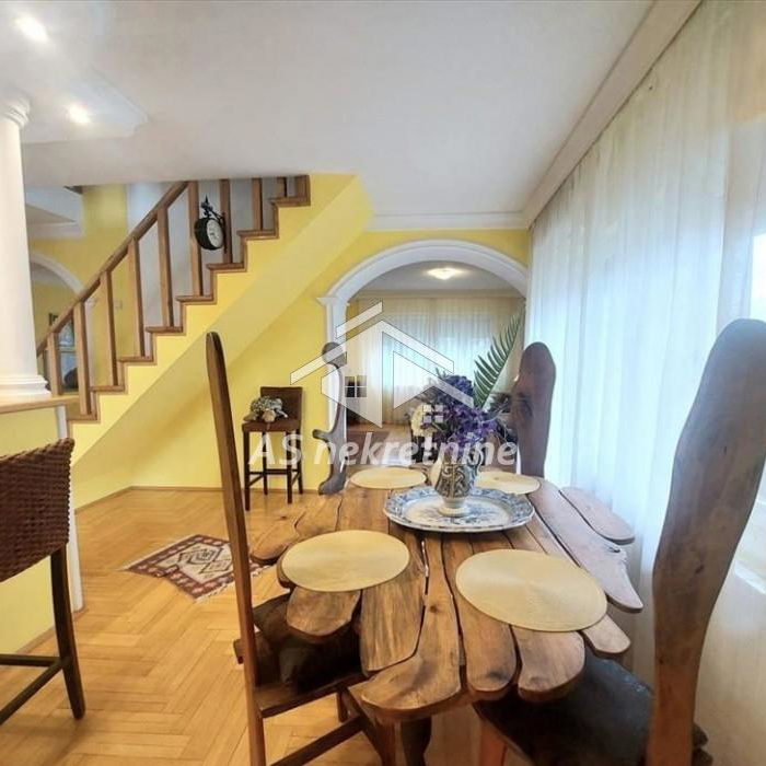 Stan Prodaja Beograd Dedinje 140 m2