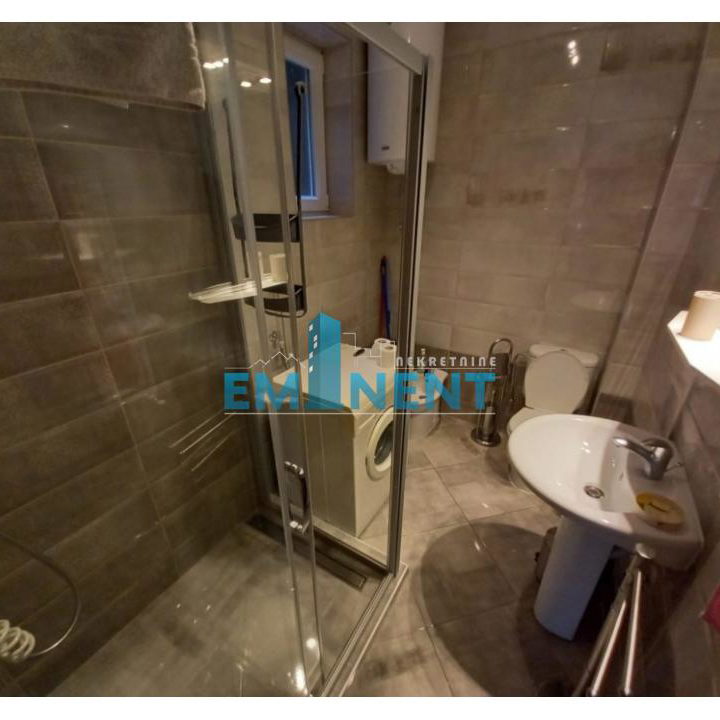 Trosoban stan za izdavanje, Slavija, Beograd, 72m², 1.000 €/mes