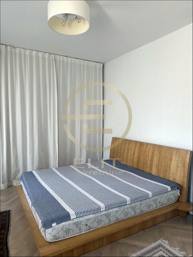 Trosoban stan za izdavanje, Centar, Novi Sad, 93m², 1.200 €/mes
