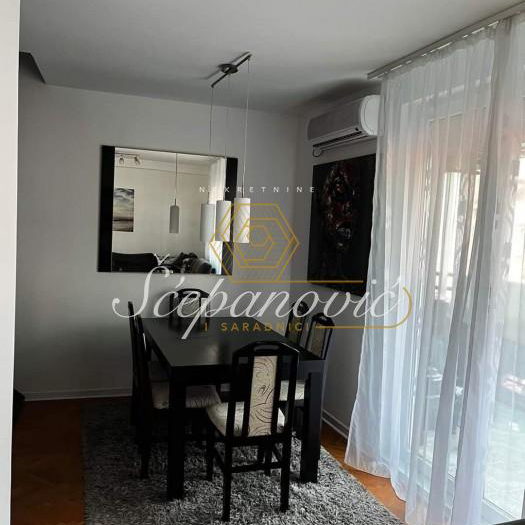 Stan Prodaja Novi Sad  71 m2