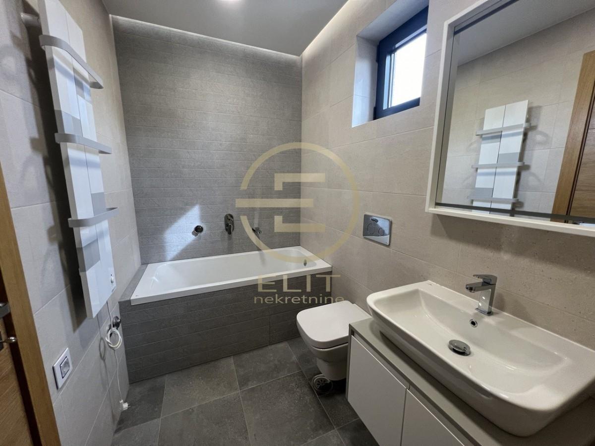 nekretnine-prodaja-AJNvM1FMiY Lokal za izdavanje, Popovica, Novi Sad, 181m², 1.500 €/mes