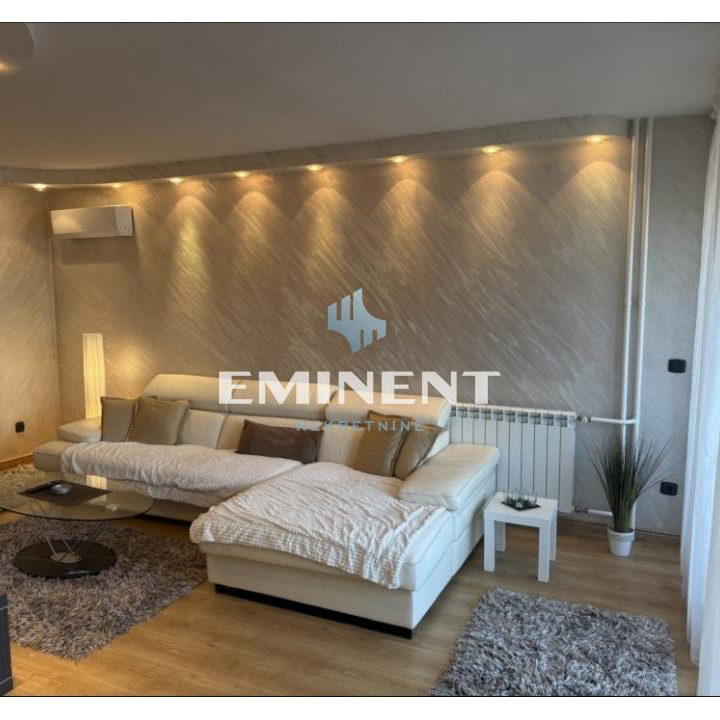Trosoban stan za izdavanje, Blok 22, Beograd, 80m², 2. sprat, 1.000 €/mes