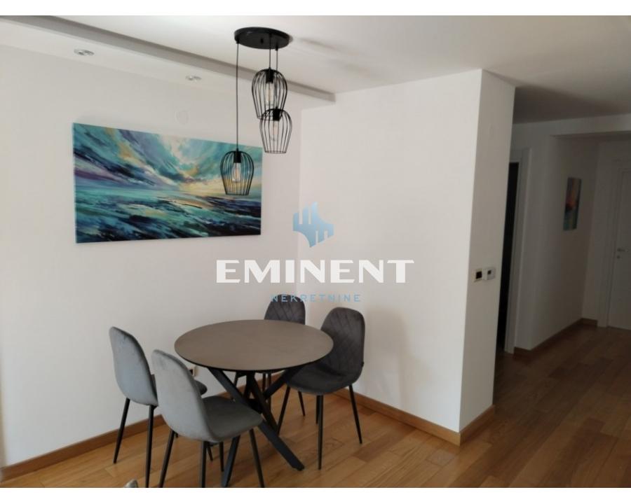 Stan Izdavanje Beograd Stan Izdavanje Beograd Dimitrija Tucovića 84 m2