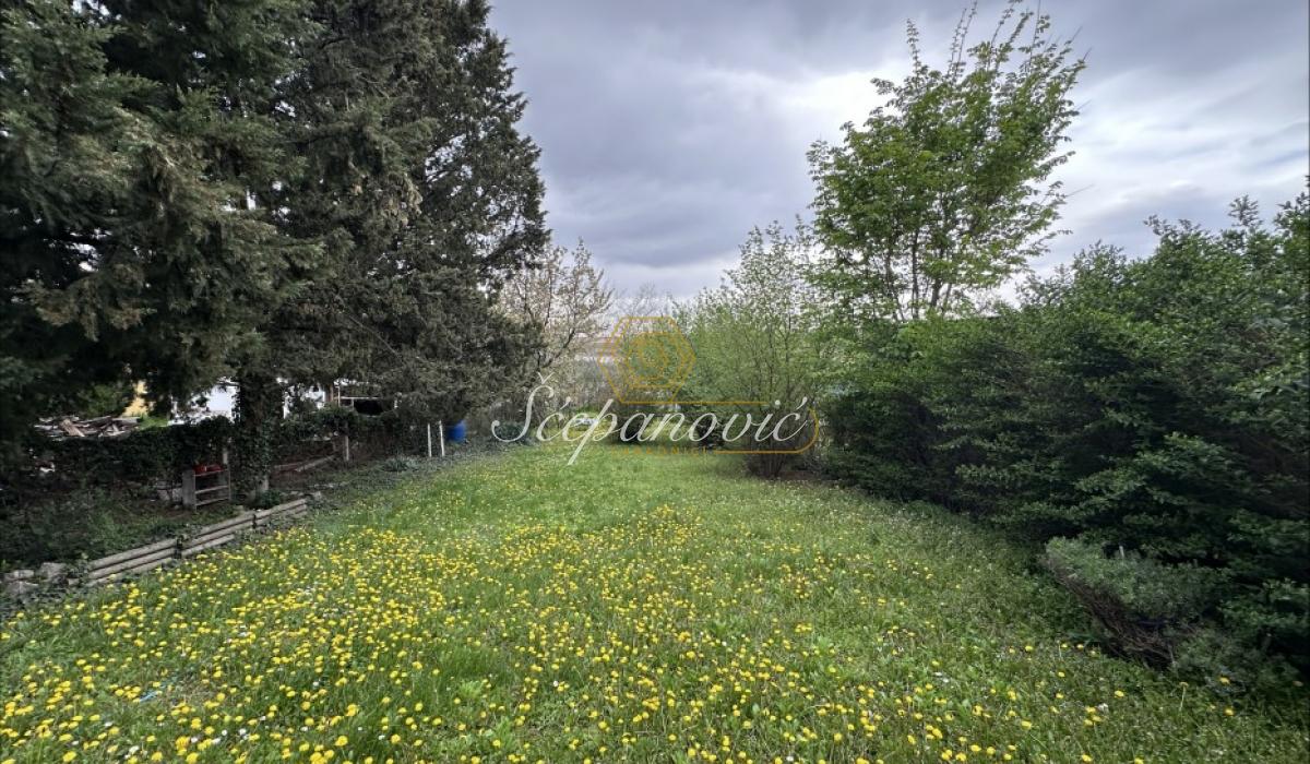 Plac na prodaju, Centar, Irig, 3393m², 100.000 €