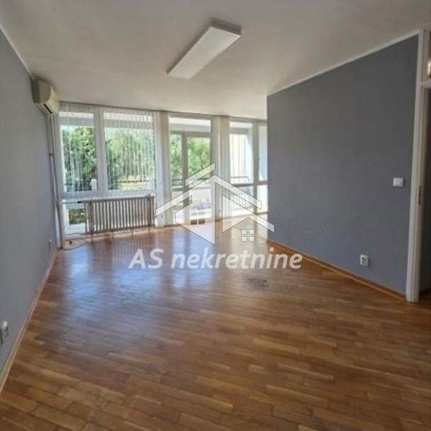 Stan Izdavanje Beograd Blok 22 73 m2