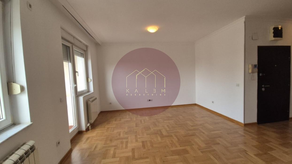 nekretnine-prodaja-K4ihTkfnWQ Stan Izdavanje Beograd Lekino Brdo 108 m2
