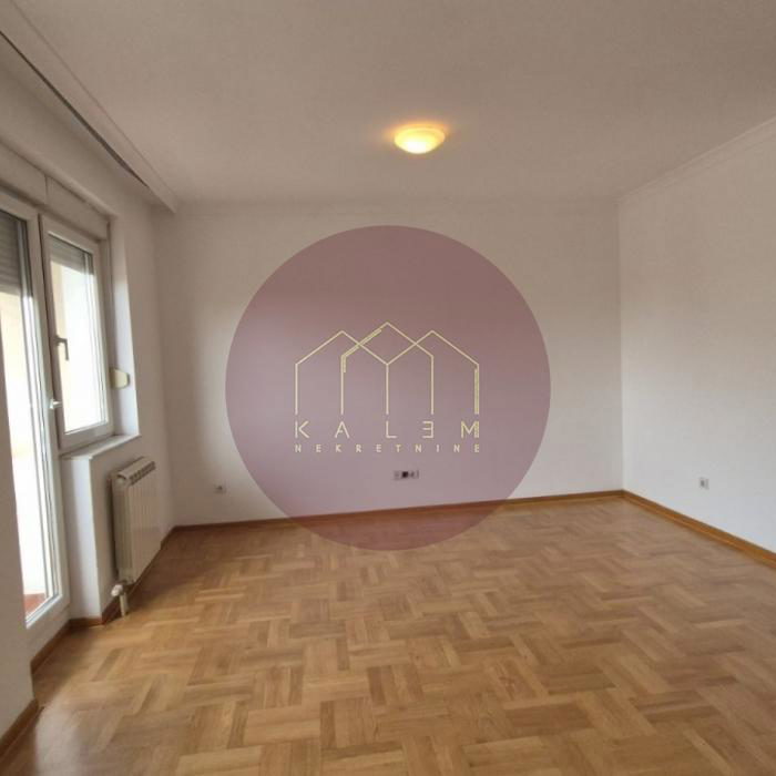 Stan Izdavanje Beograd Lekino Brdo 108 m2
