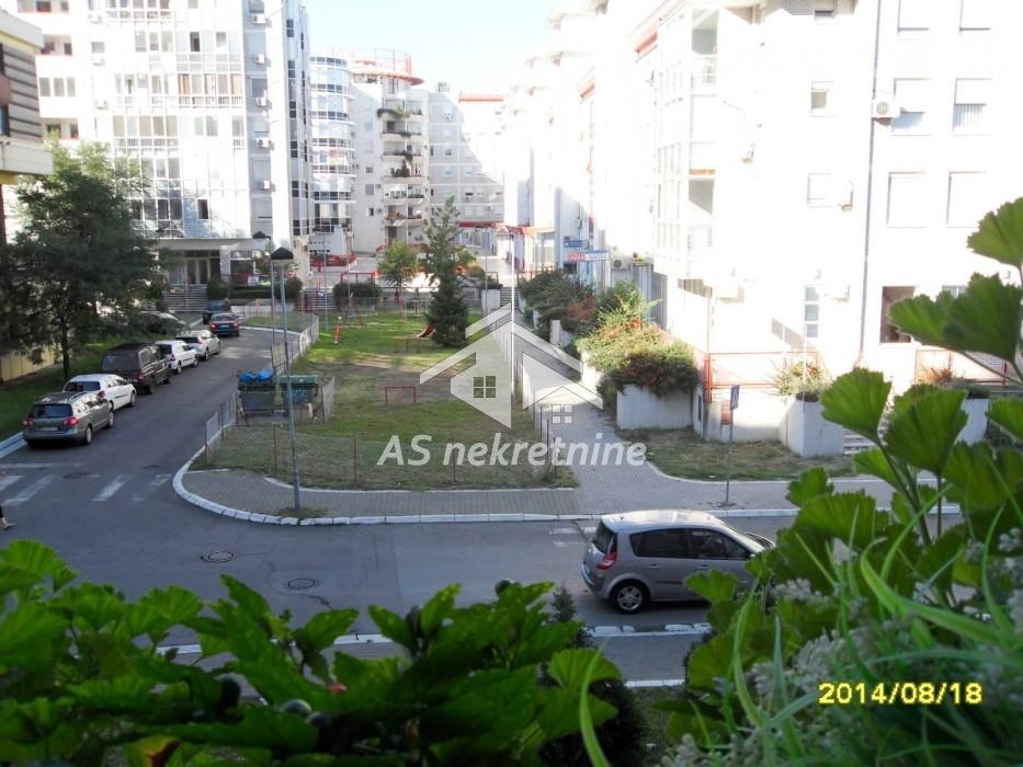 nekretnine-prodaja-LHtJcGm3io Dvosoban stan za izdavanje, Blok 29, Beograd, 68m², 700 €/mes