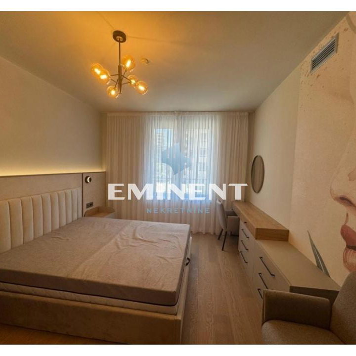 Četvorosoban stan za izdavanje, Blok 65, Beograd, 100m², 2.500 €/mes