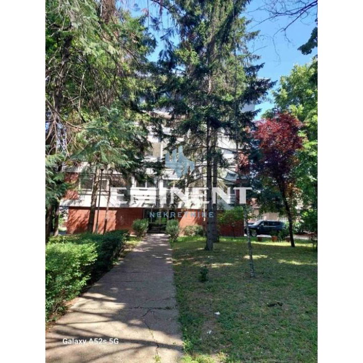 Petosoban stan za izdavanje, Senjak, Beograd, 165m², 2.500 €/mes
