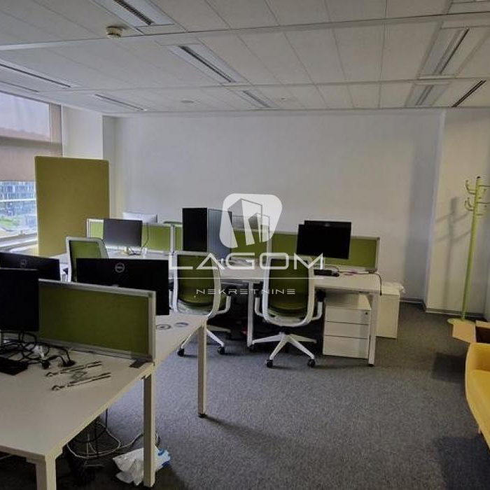 Lokal Izdavanje Beograd Blok 67 - Belville 772 m2