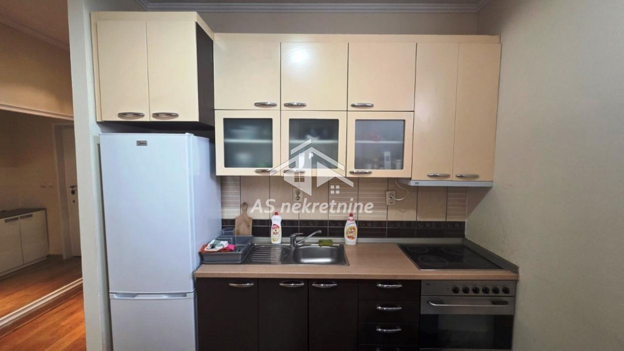 Stan Izdavanje Beograd Skupština 65 m2