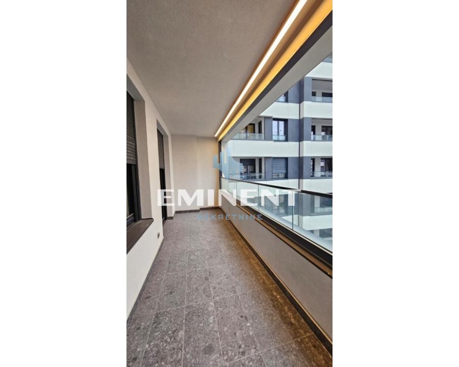 Trosoban stan za izdavanje, Blok 65, Beograd, 76m², 1.600 €/mes