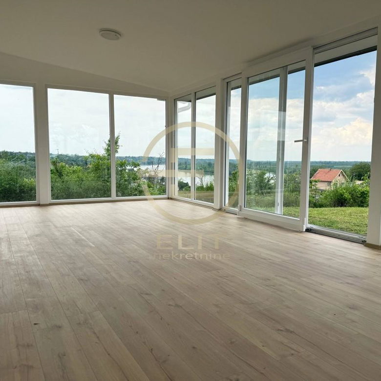 Kuća Prodaja Beočin  68 m2