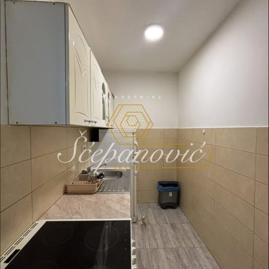 Stan Prodaja Novi Sad  38 m2