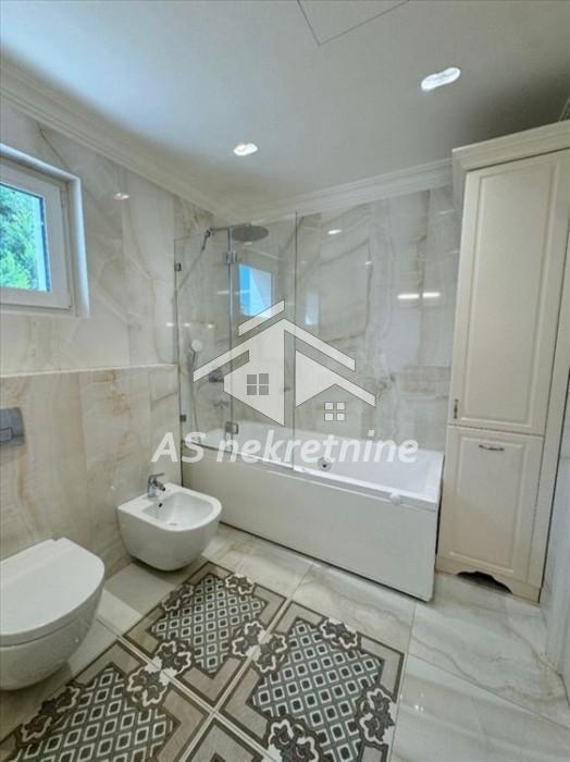 nekretnine-prodaja-YroQrByRuz Petosoban stan za izdavanje, Senjak, Beograd, 215m², 5.000 €/mes