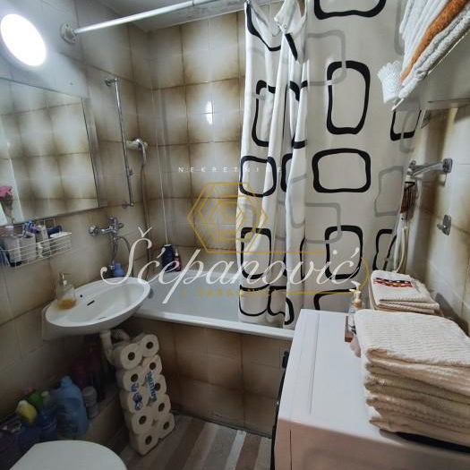 Četvorosoban stan na prodaju, Liman 3, Novi Sad, 66m², 170.000 €
